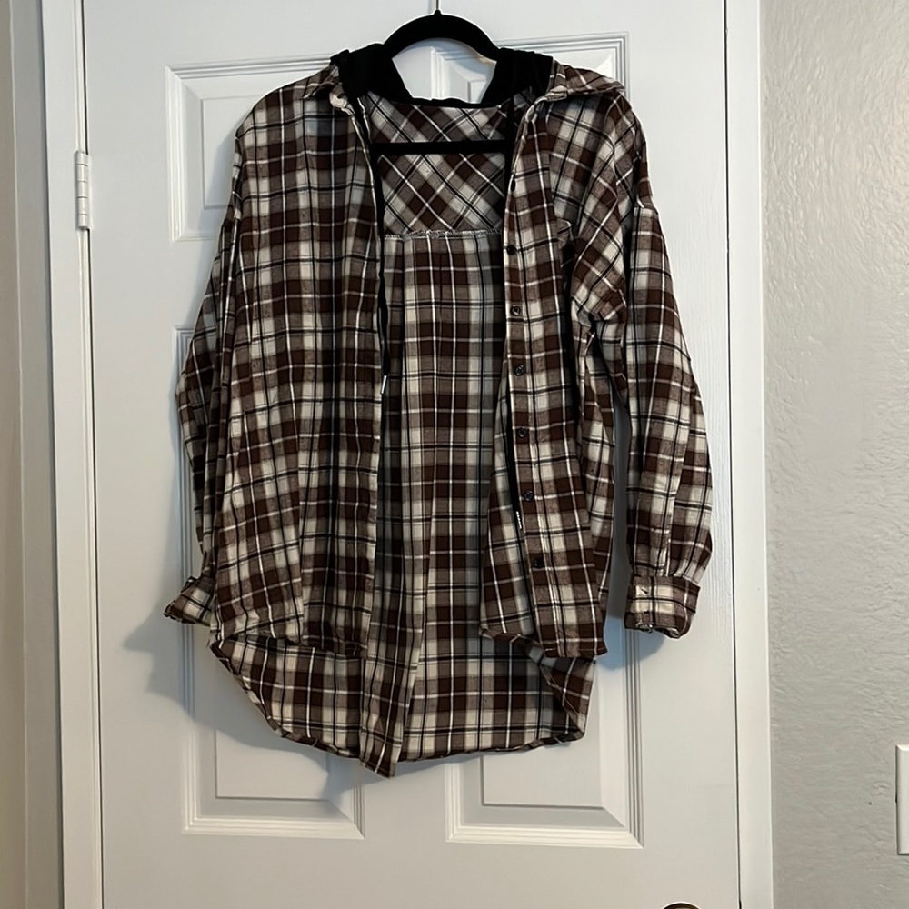 Oversized Flannel Hoodie 🧸
